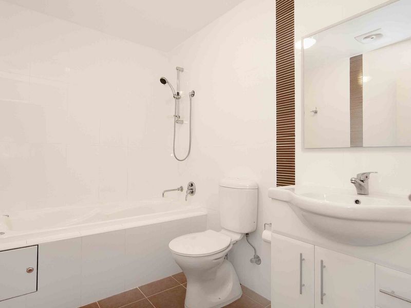 1/2 – 6 Warrigal Street, The Entrance NSW 2261