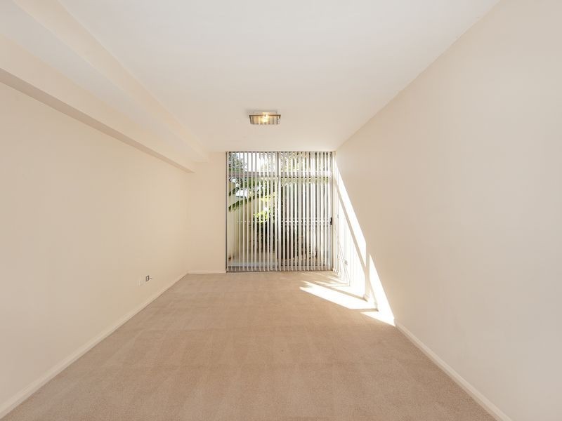 1/2 – 6 Warrigal Street, The Entrance NSW 2261