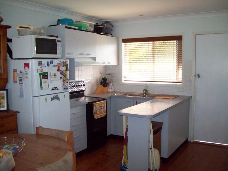 161 Bay Road, Toowoon Bay NSW 2261