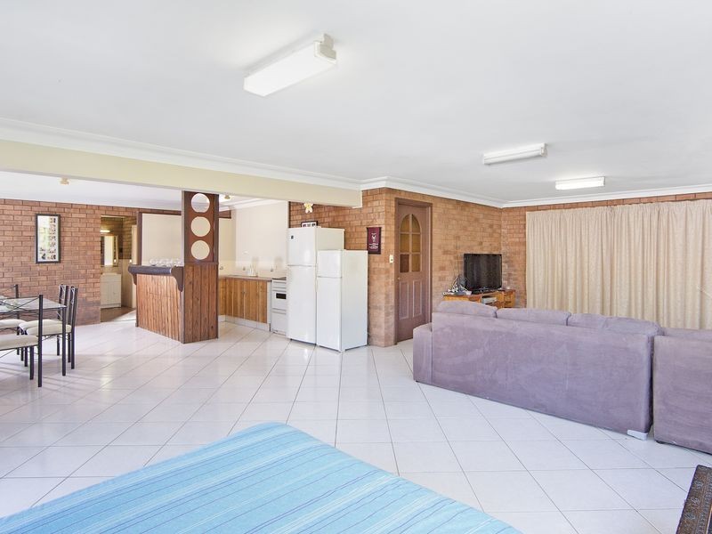 103 Oakland Avenue, The Entrance NSW 2261