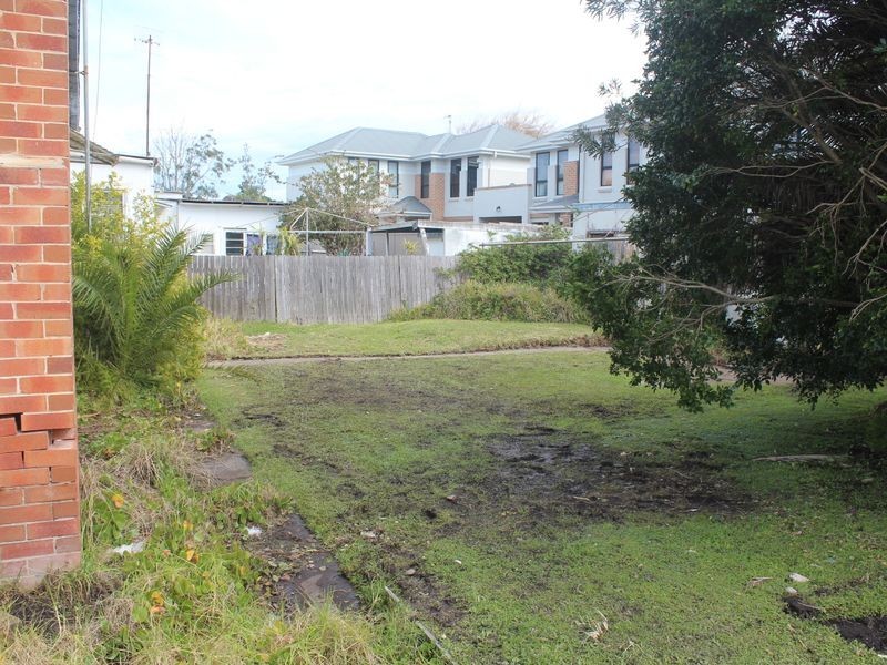 17 Oakland Avenue, The Entrance NSW 2261