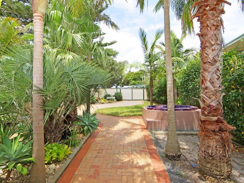72 Grandview Street, Shelly Beach NSW 2261