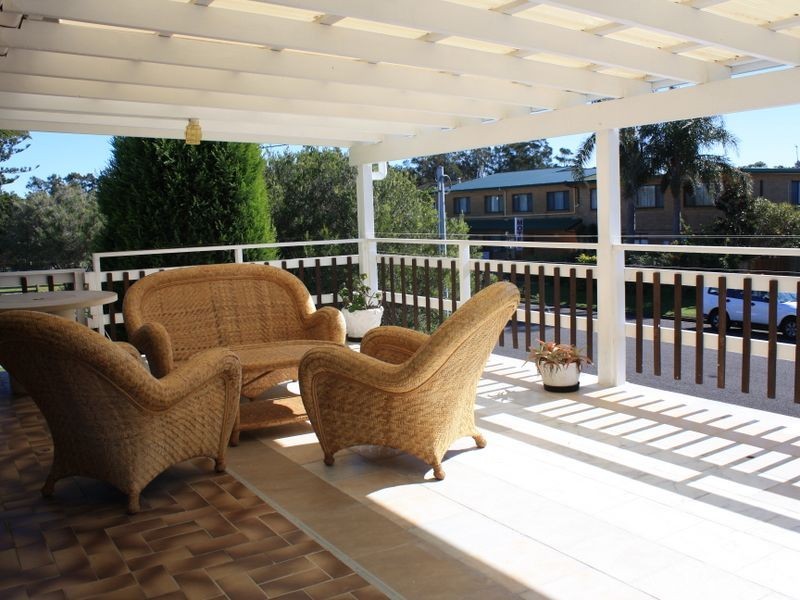 15 Coogee Avenue, The Entrance North NSW 2261