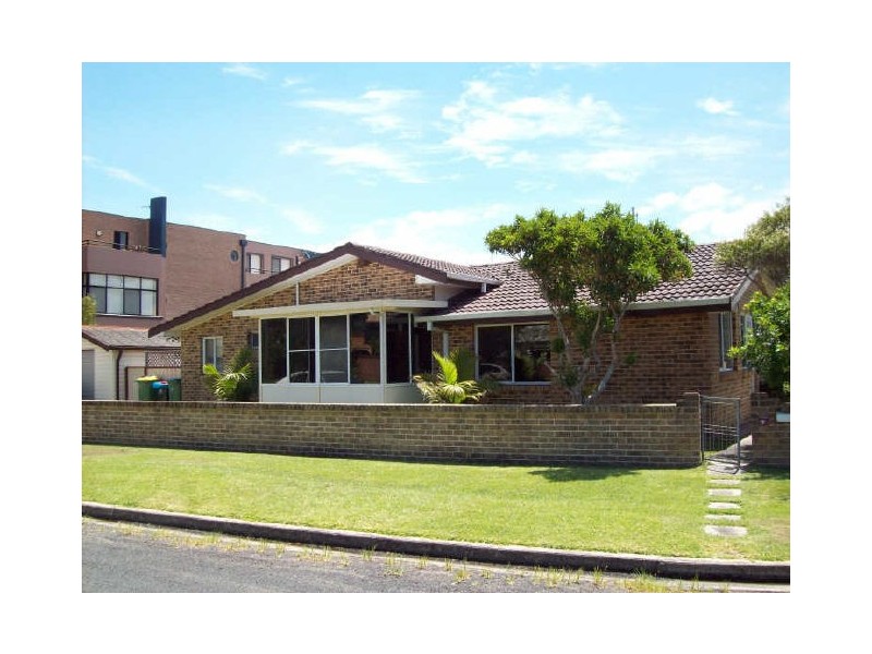 7 Manning Road, The Entrance NSW 2261