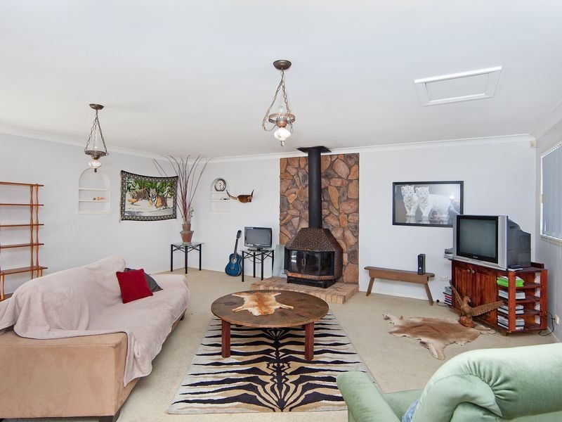 36 Thompson Street, Long Jetty NSW 2261