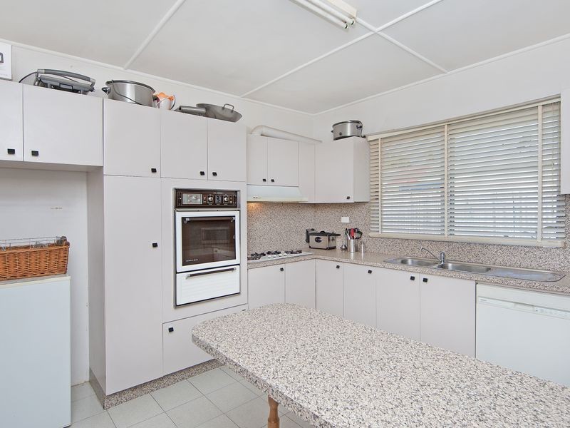 36 Thompson Street, Long Jetty NSW 2261