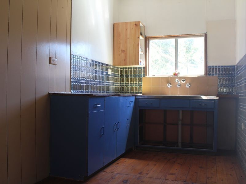 9 Benelong Street, The Entrance NSW 2261