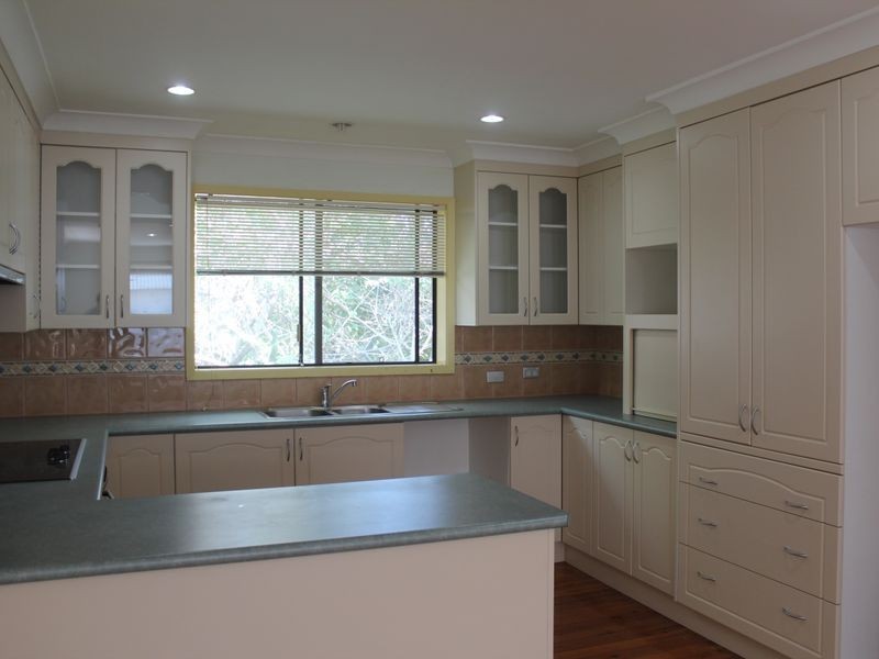 5 Moorah Avenue, Blue Bay NSW 2261