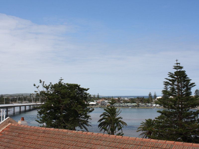 Room 401/89-95 The Entrance Road, The Entrance NSW 2261