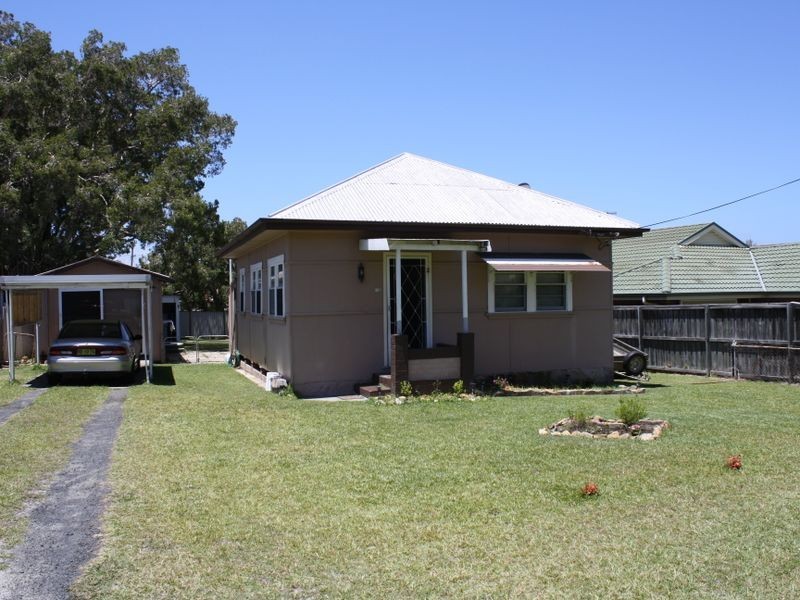 16 Gosford Avenue, The Entrance NSW 2261