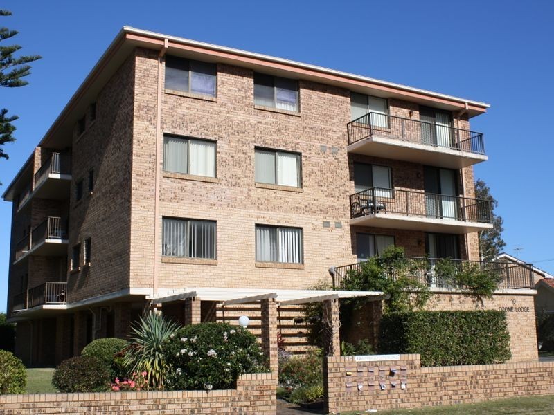 1/10 Ozone Street, The Entrance NSW 2261