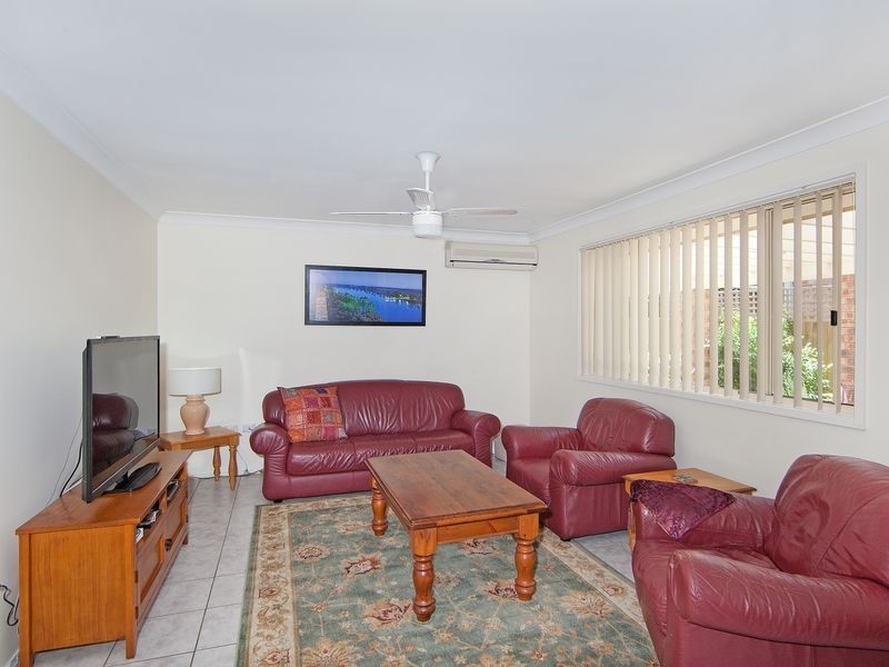 3 Ferndell Way, Berkeley Vale NSW 2261