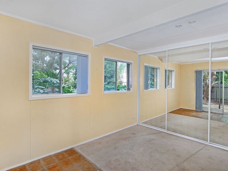 4 Garland Avenue, Killarney Vale NSW 2261