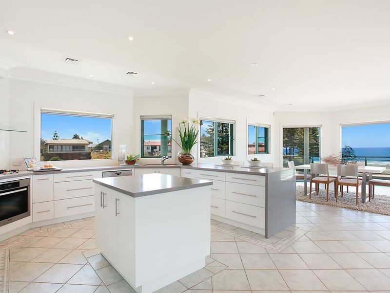 2 Werrina Parade, Blue Bay NSW 2261