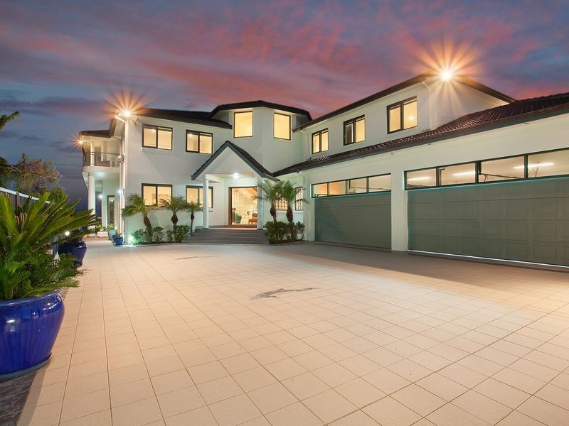 2 Werrina Parade, Blue Bay NSW 2261