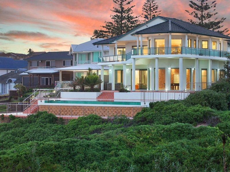 2 Werrina Parade, Blue Bay NSW 2261