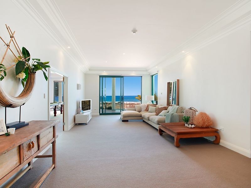 2 Werrina Parade, Blue Bay NSW 2261