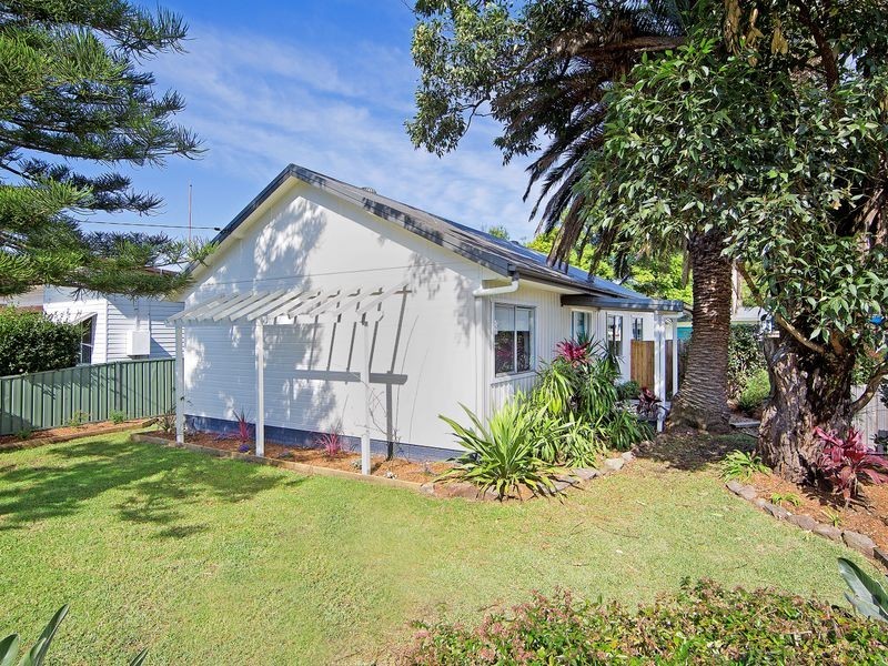 1 Bloomfield Street, Long Jetty NSW 2261