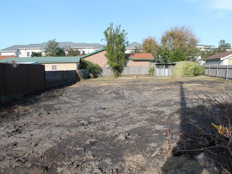 2a McGirr Avenue, The Entrance NSW 2261