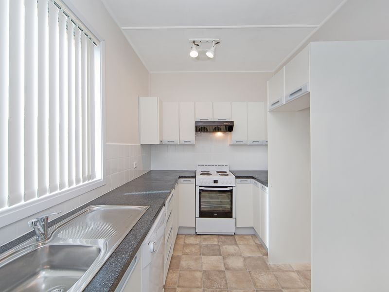 187 Bay Road, Toowoon Bay NSW 2261