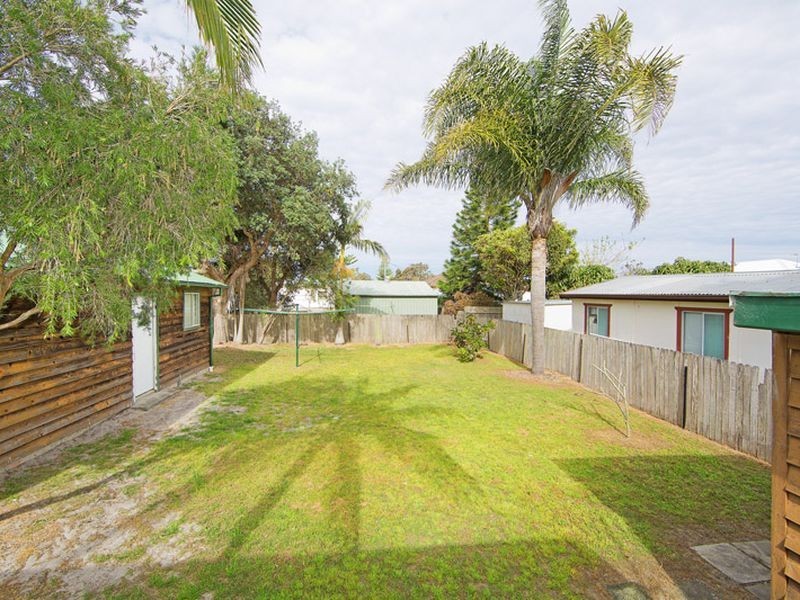 23 Bondi Road, The Entrance North NSW 2261