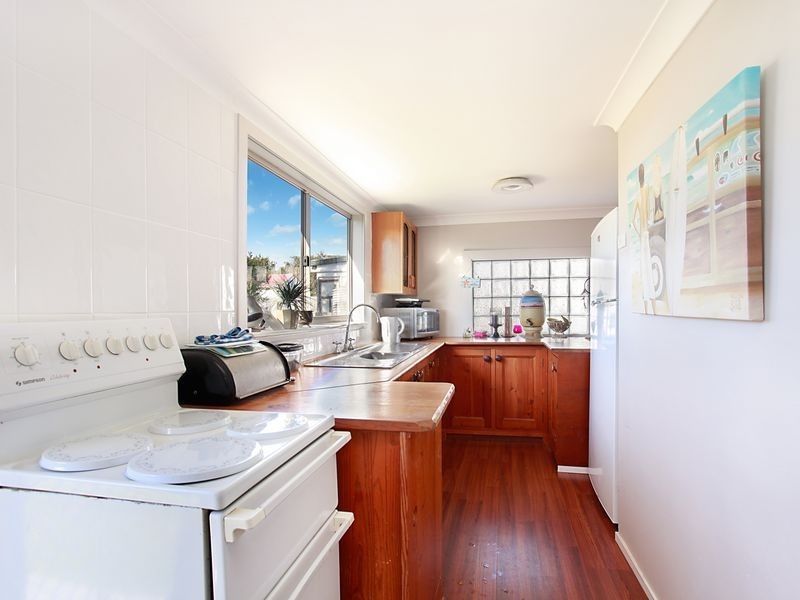 4 Duncan Street, The Entrance NSW 2261