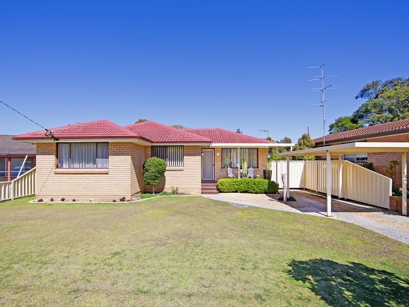 8 Warratta Road, Killarney Vale NSW 2261