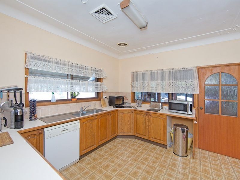 93 Elsiemer Street, Long Jetty NSW 2261