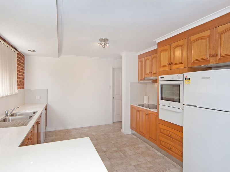 1/5 Gordon Road, Long Jetty NSW 2261