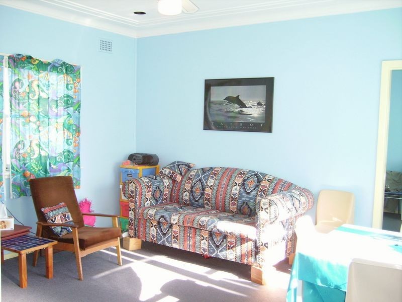 17 Coogee Avenue, The Entrance North NSW 2261