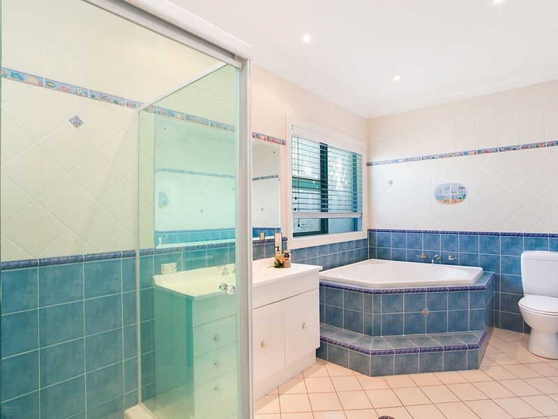 2 Werrina Parade, Blue Bay NSW 2261