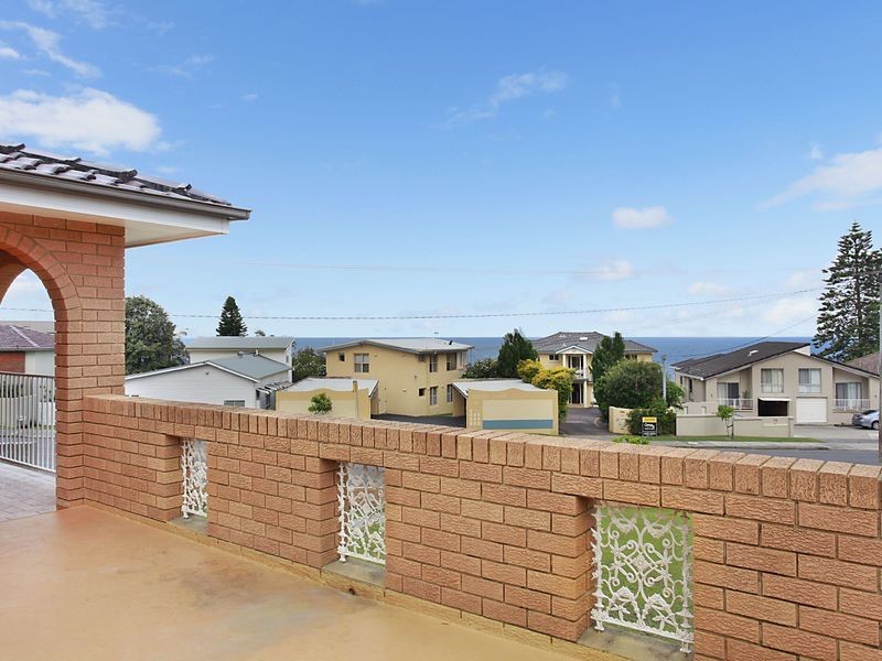 75 Ocean Parade, The Entrance NSW 2261