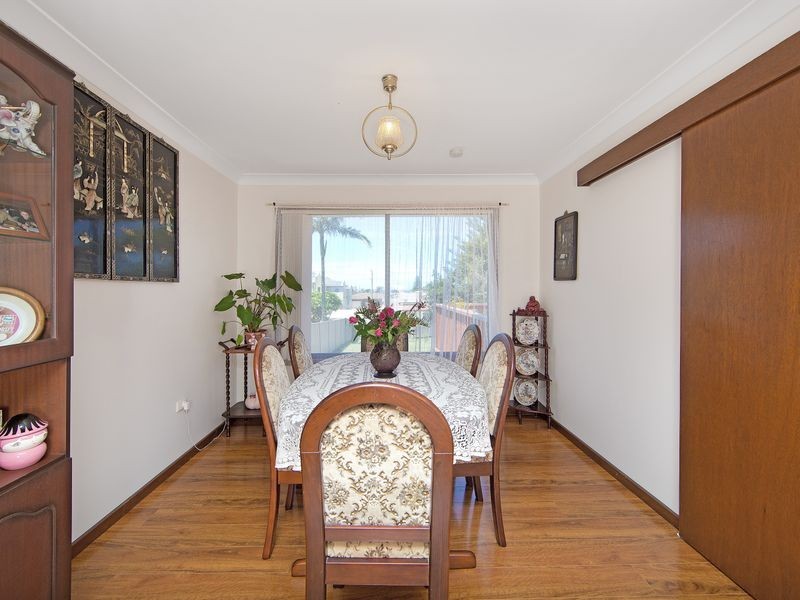 28 Warrigal Street, The Entrance NSW 2261