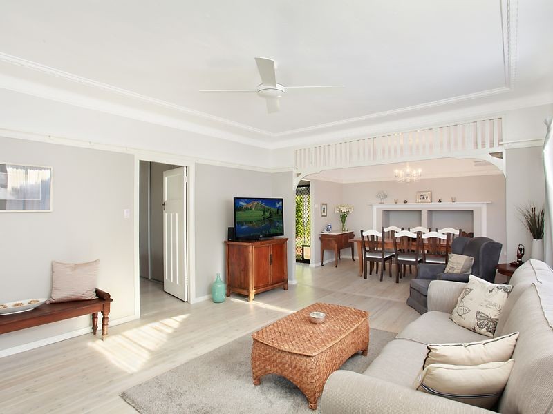 154 Ocean Parade, Blue Bay NSW 2261