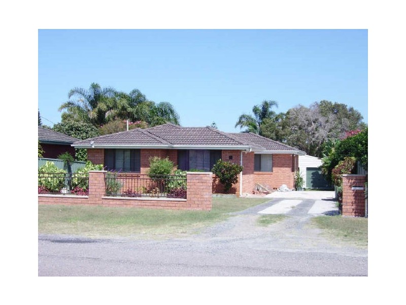 5 Moorah Avenue, Blue Bay NSW 2261