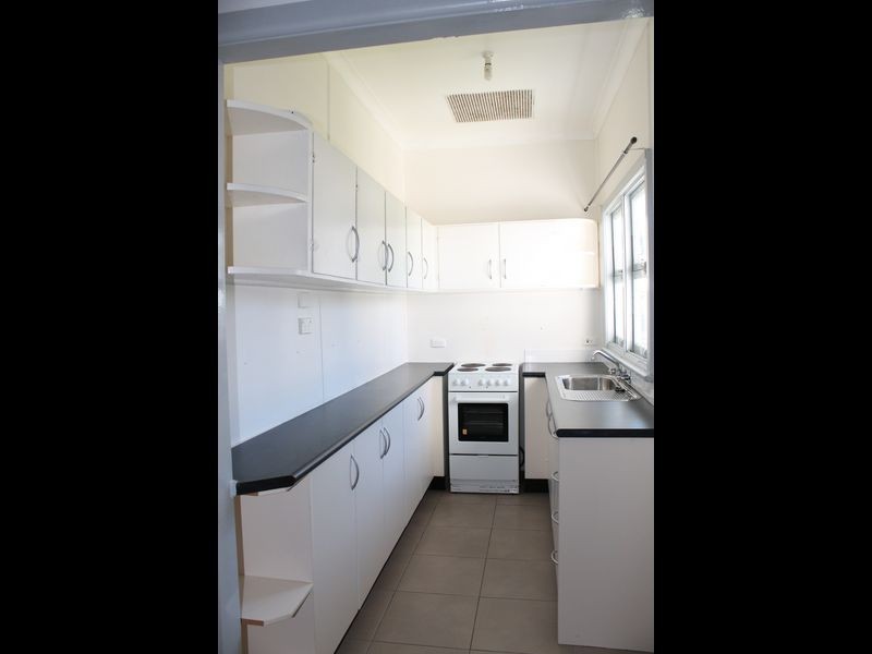 37 Athol Street, Toukley NSW 2263