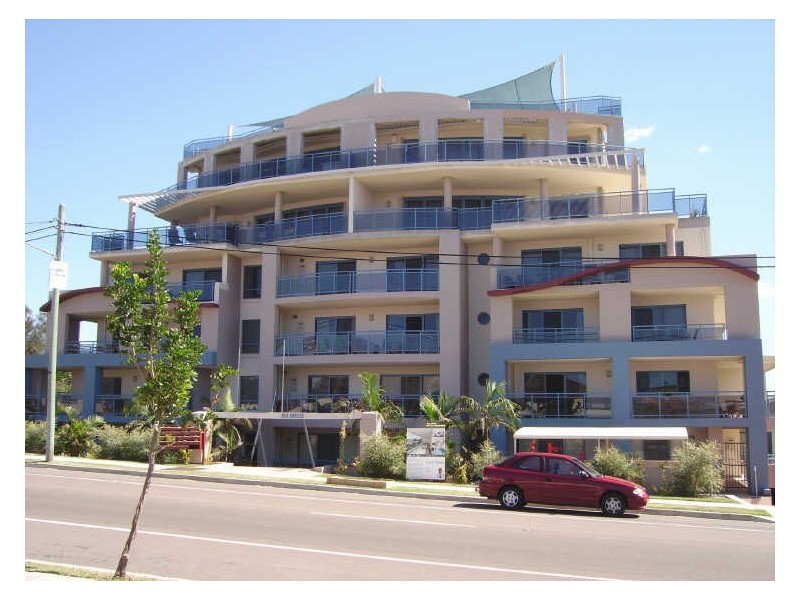 11/15-19 Torrens Avenue, The Entrance NSW 2261