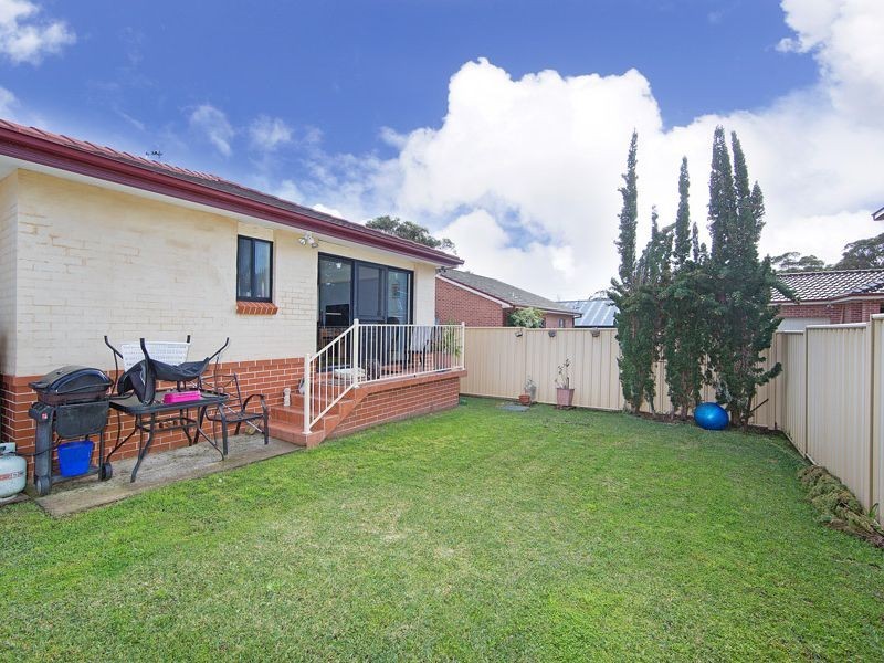24A Germaine Avenue, Bateau Bay NSW 2261