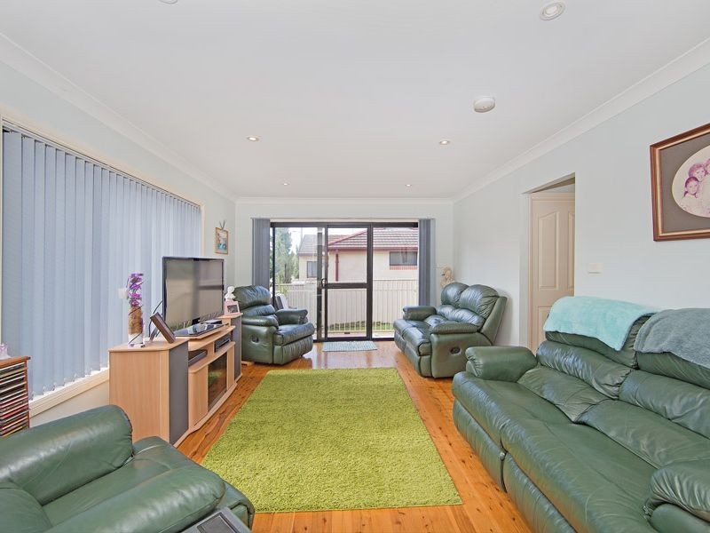 24A Germaine Avenue, Bateau Bay NSW 2261