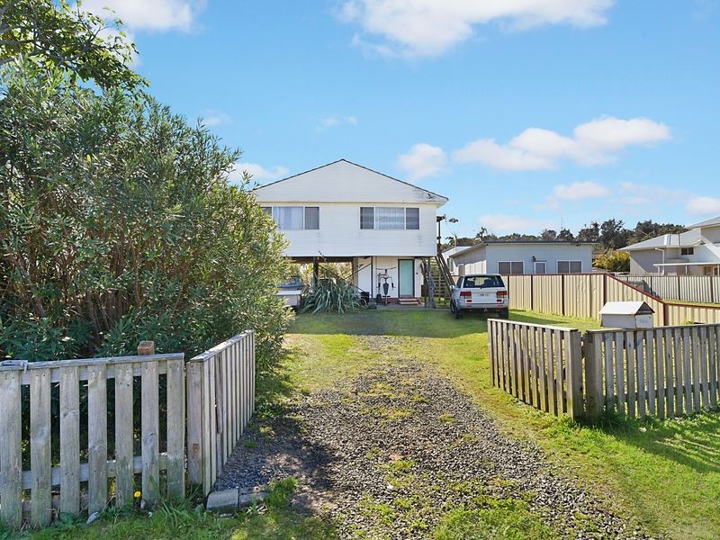 132 Hutton Road, The Entrance North NSW 2261