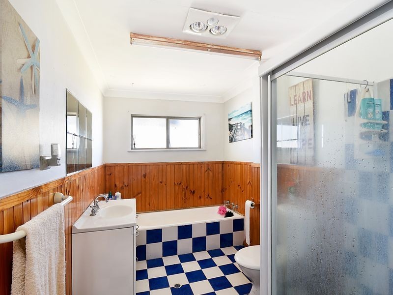 132 Hutton Road, The Entrance North NSW 2261