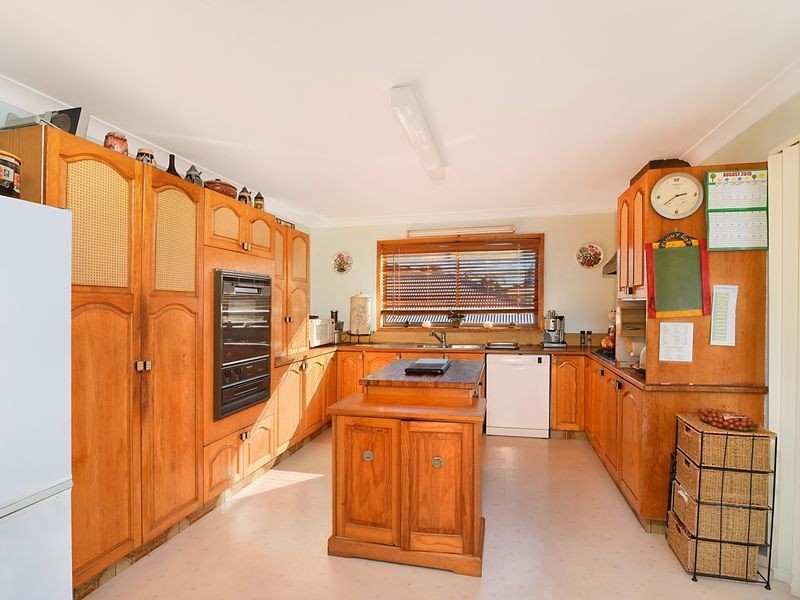 61 Boondilla Road, Blue Bay NSW 2261