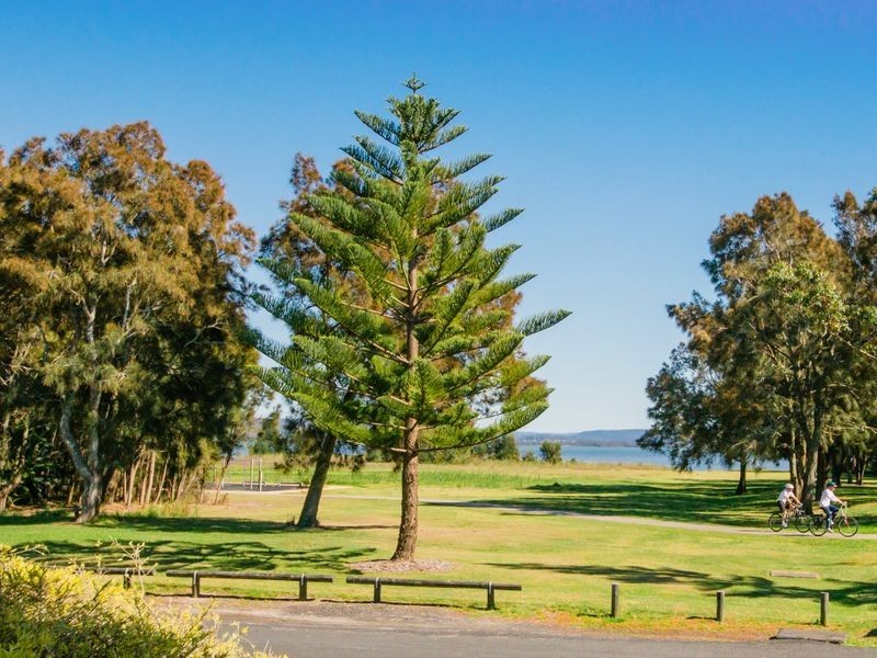 9 Tuggerah Parade, The Entrance NSW 2261