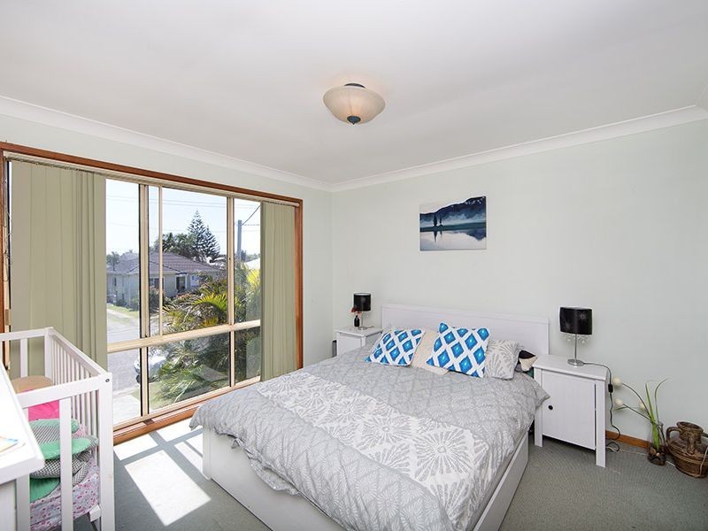 9 Manly Parade, The Entrance North NSW 2261