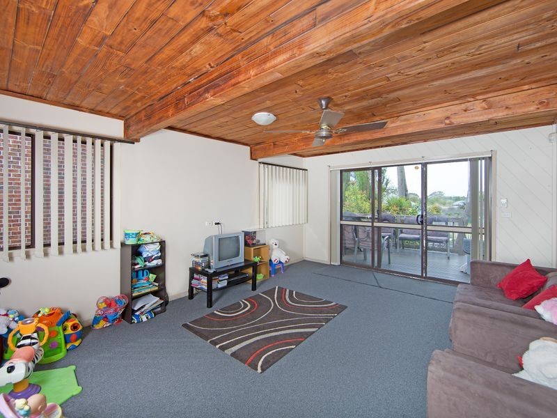 57 Robertson Road, Killarney Vale NSW 2261