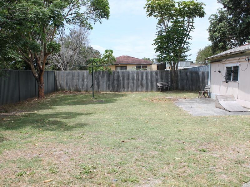 25 Bondi Road, The Entrance North NSW 2261