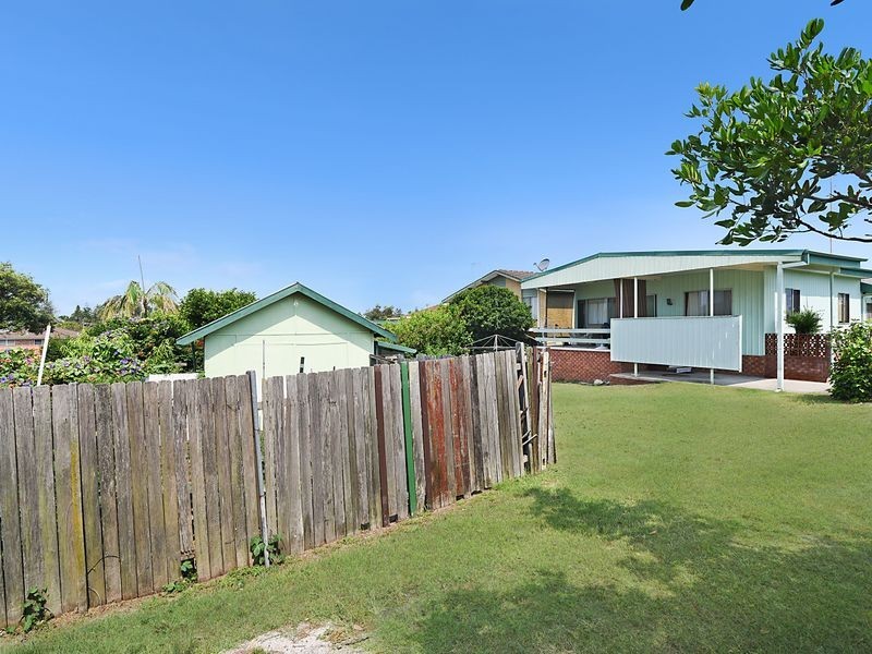 106 Elsiemer Street, Toowoon Bay NSW 2261