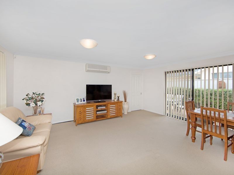 8/160-162 Ocean Parade, Blue Bay NSW 2261