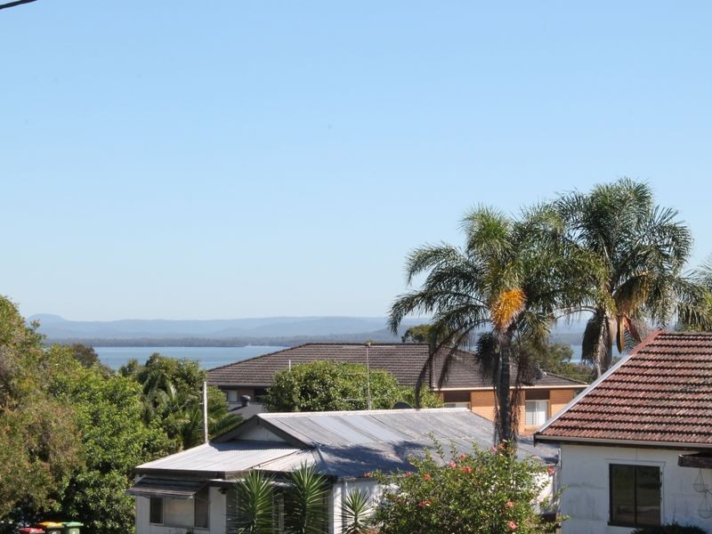 13 Lynwood Avenue, The Entrance NSW 2261