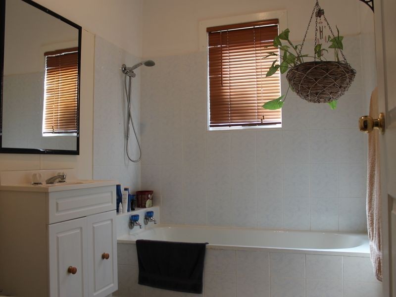 13 Lynwood Avenue, The Entrance NSW 2261